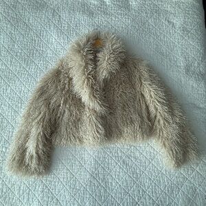 NWOT Faux Fur Cropped Jacket in Cream